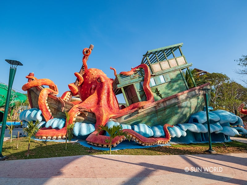 http://vgtwaterparks.com/wp-content/uploads/tro-choi-tai-aquatopia.jpg