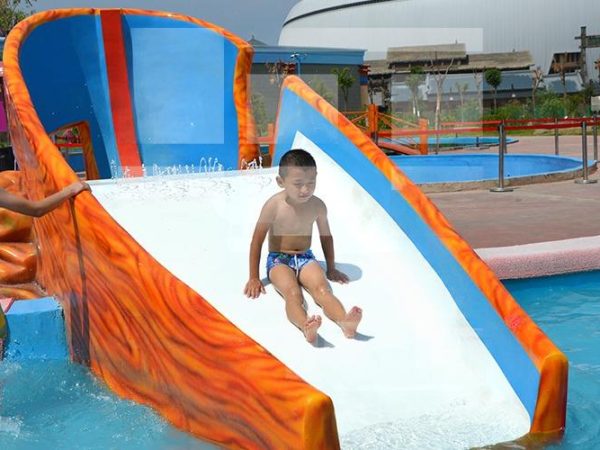 Đồ chơi hoạt hình (5) – Công viên nước VGTWaterparks