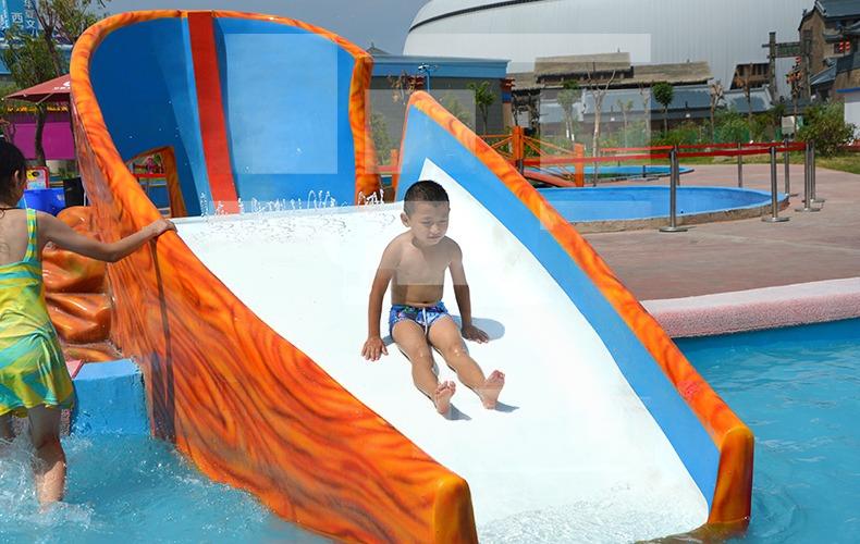 Đồ chơi hoạt hình (5) – Công viên nước VGTWaterparks