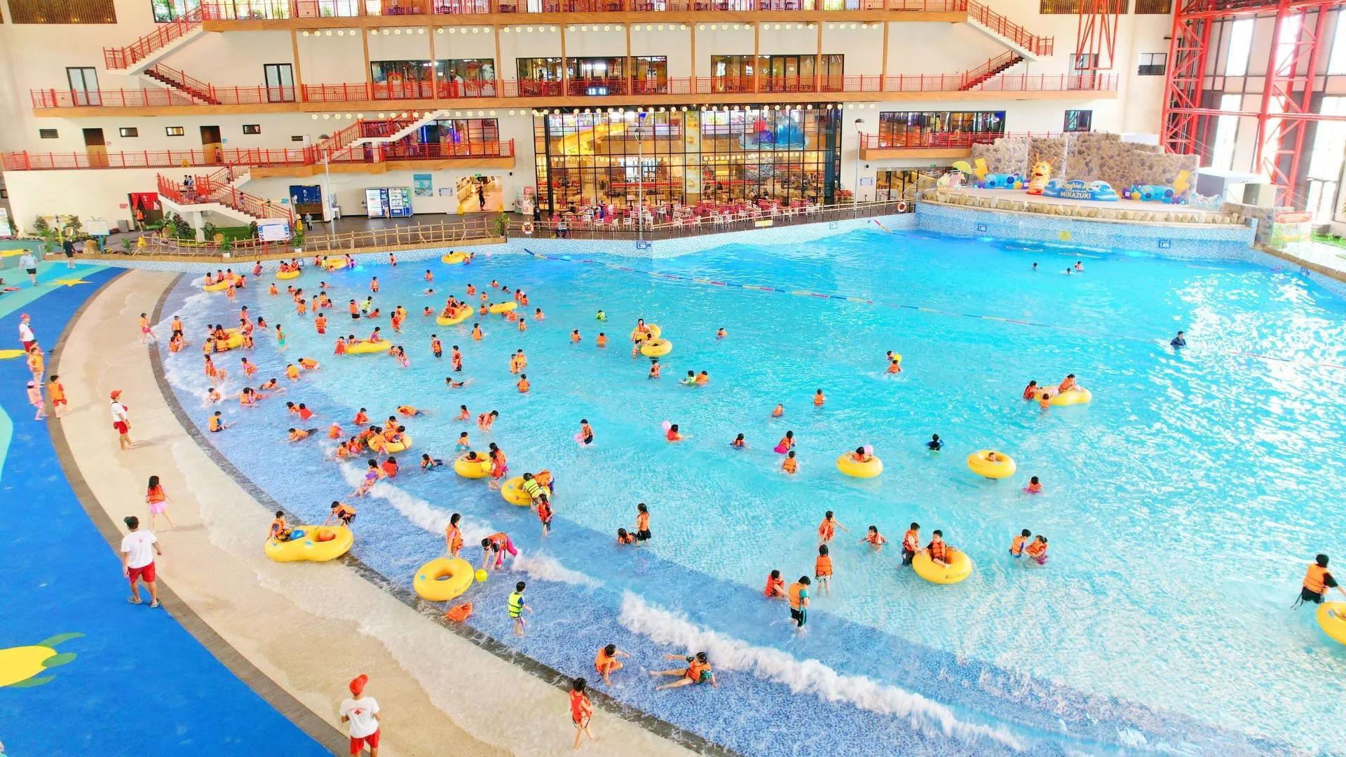 Indoor Water Park – Da Nang – Mikazuki