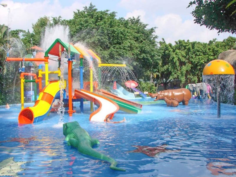 Máng trượt hồ bơi 3
