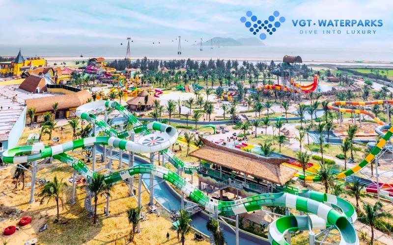 Tàu lượn siêu tốc trượt nước